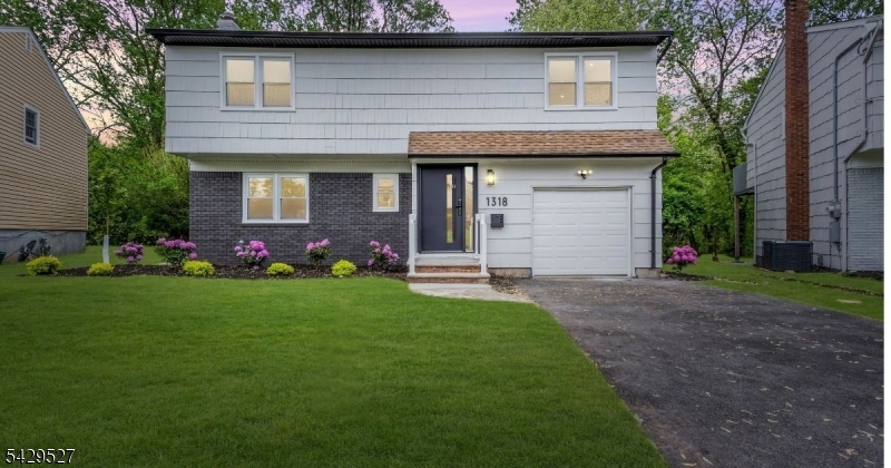 1318 Marcella Dr Union NJ 07083-6243